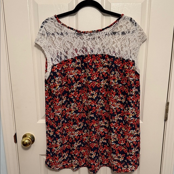 Papermoon Navy Floral Lace Blouse - Picture 3 of 3